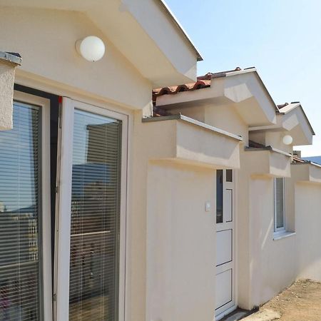 Viktor Apartment Херцег Нови Екстериор снимка